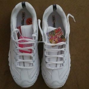 Skechers tennis shoes